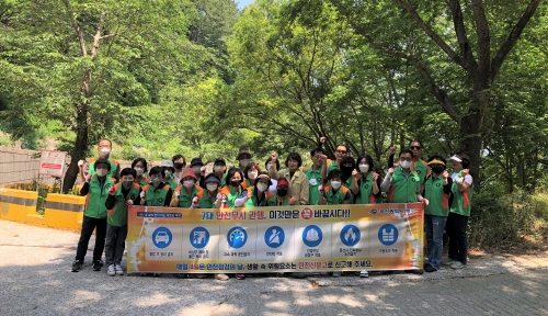 b95fea646f1c3aa4fd179a6526ddd2db_1654583659_1601.jpg b95fea646f1c3aa4fd179a6526ddd2db_1654583659_1601.jpg