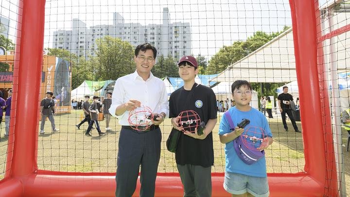 c3d3c97ab2eade148f0b1277c6d74c99_1769564114_1235.jpg c3d3c97ab2eade148f0b1277c6d74c99_1769564114_1235.jpg