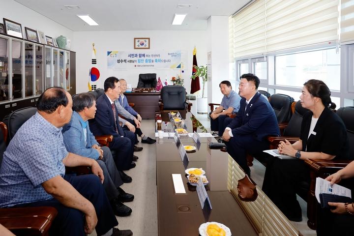 13fdfcc19b4dbe063aecd2bb72769c25_1783321428_8022.jpg 13fdfcc19b4dbe063aecd2bb72769c25_1783321428_8022.jpg